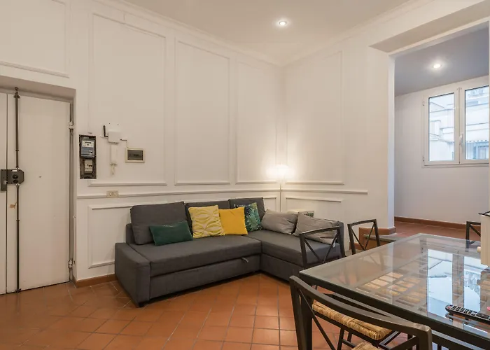 Joivy Trevi Fountain's Relais Rome